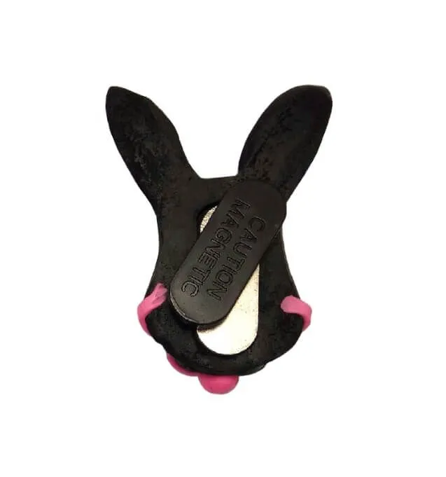 брошь pinkrabbit черный кролик с розовым кляпом, на магните в Москве