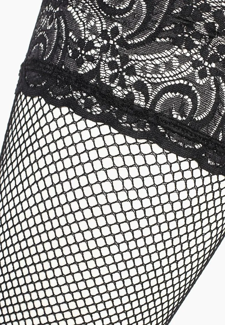 Эротическое чулки в мелкую сетку с черной кружевной резинкой на силиконе le frivole sense в Москве