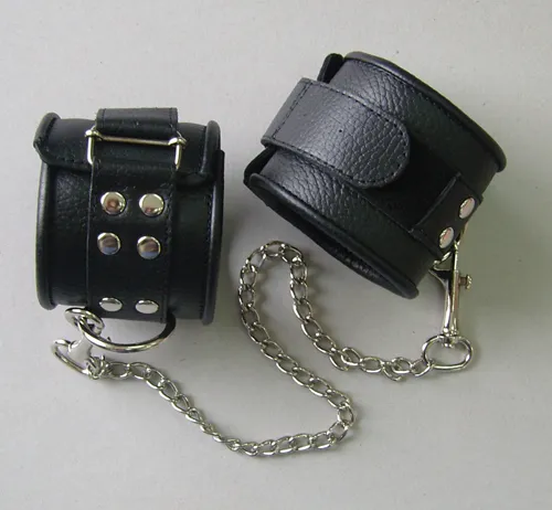 оковы кожаные черные на липучках, соединенные цепочкой длиной 35см 3073-1 в Москве