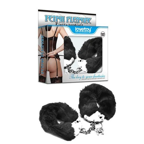 наручники декоративные lovetoy fetish pleasure fluffy handcuffs, черные в Москве
