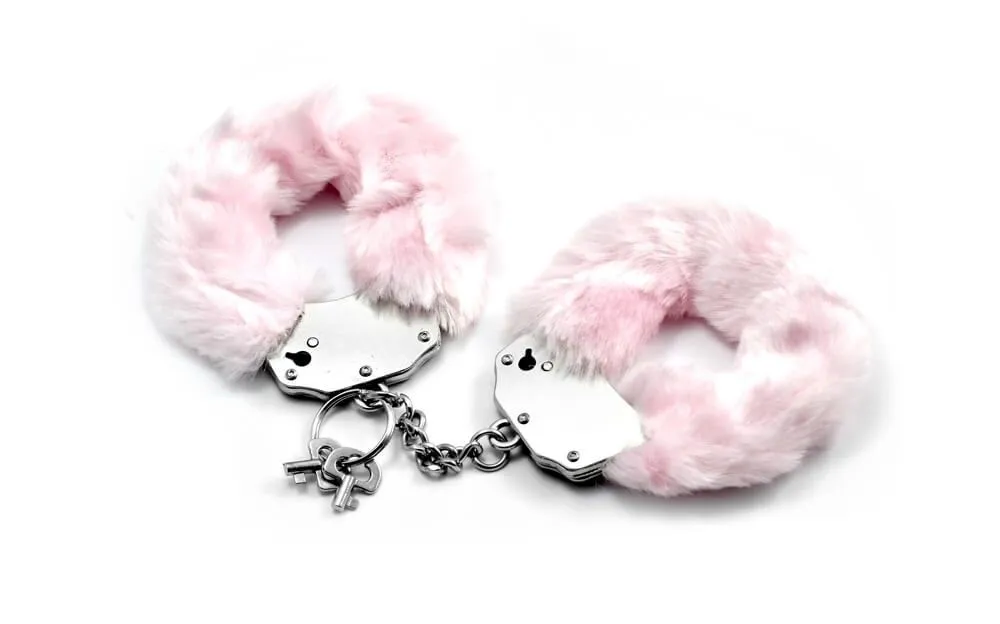 Наручники декоративные Lovetoy Fetish Pleasure Fluffy Handcuffs, розовые