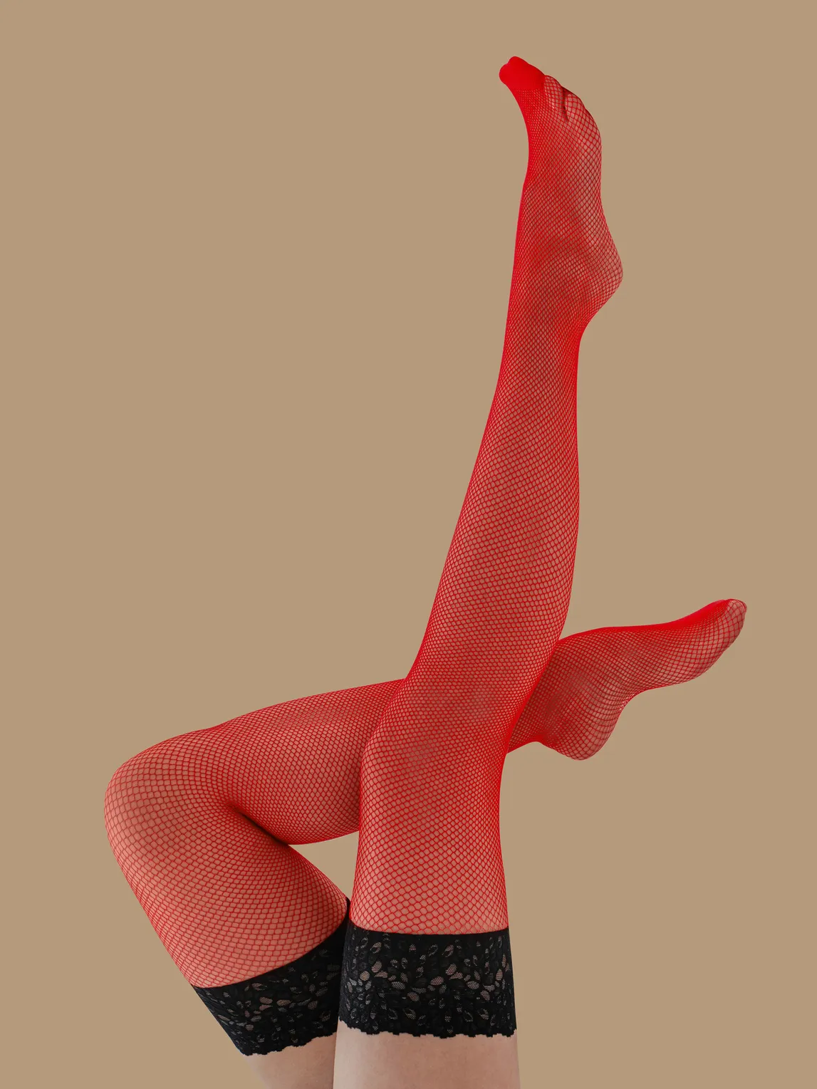 Чулки красные в мелкую сетку с черным кружевом и силиконом