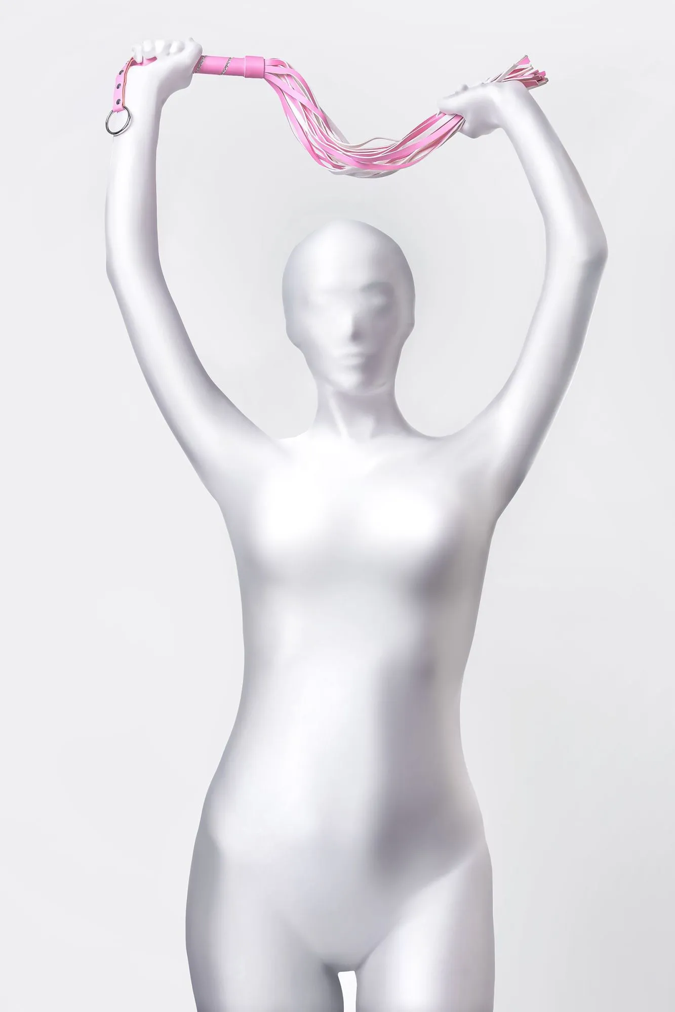 флоггер anonymo #0006, pu кожа, розовый, 64 см в Москве