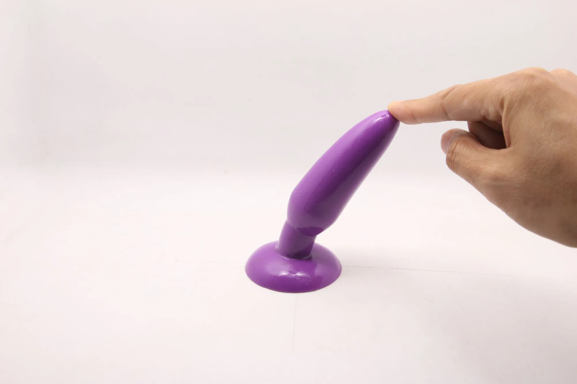 анальная пробка с присоской 3,7 см purple bi-017001r в Москве