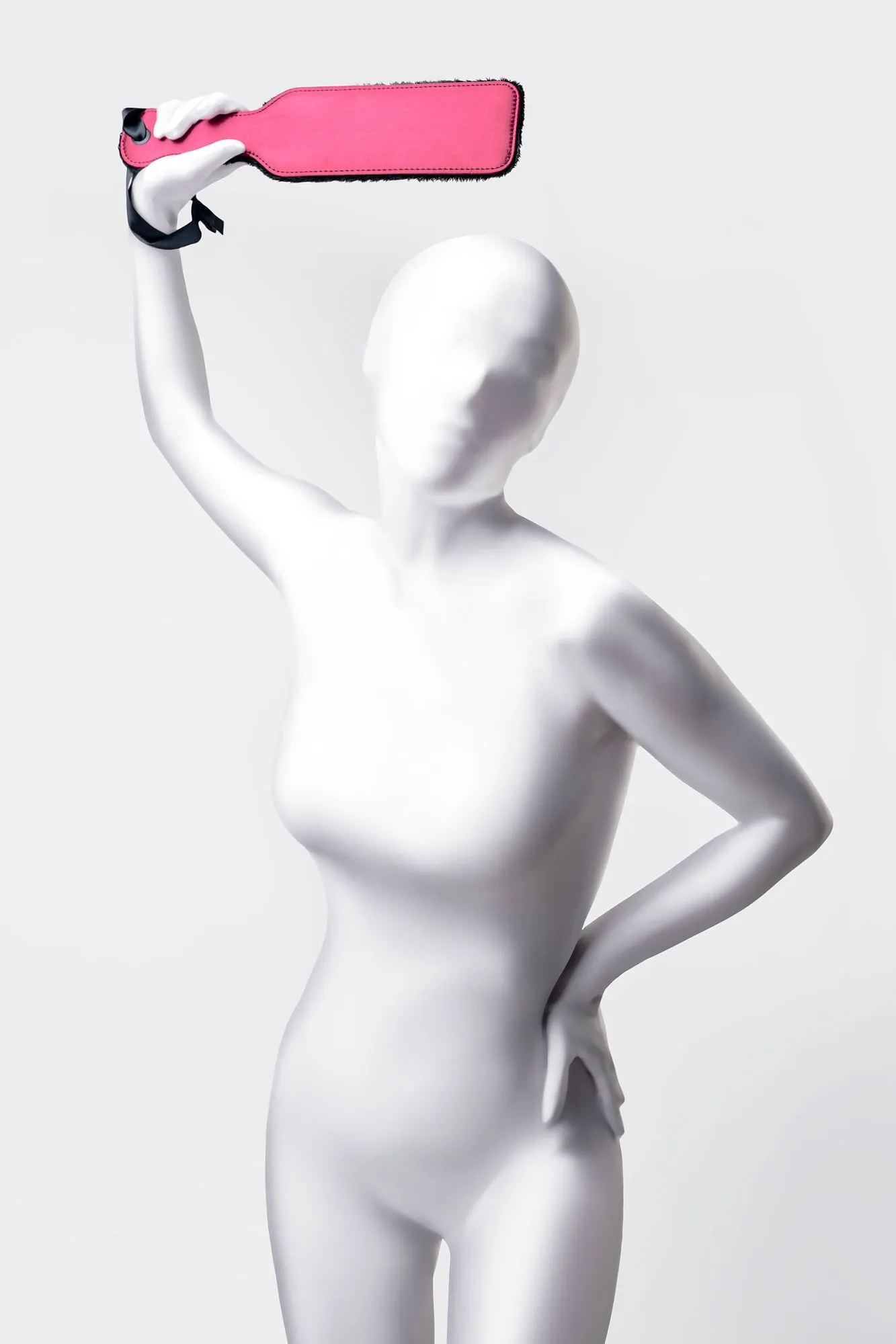 шлепалка anonymo #0009, полиэстер, красная, 37 см в Москве