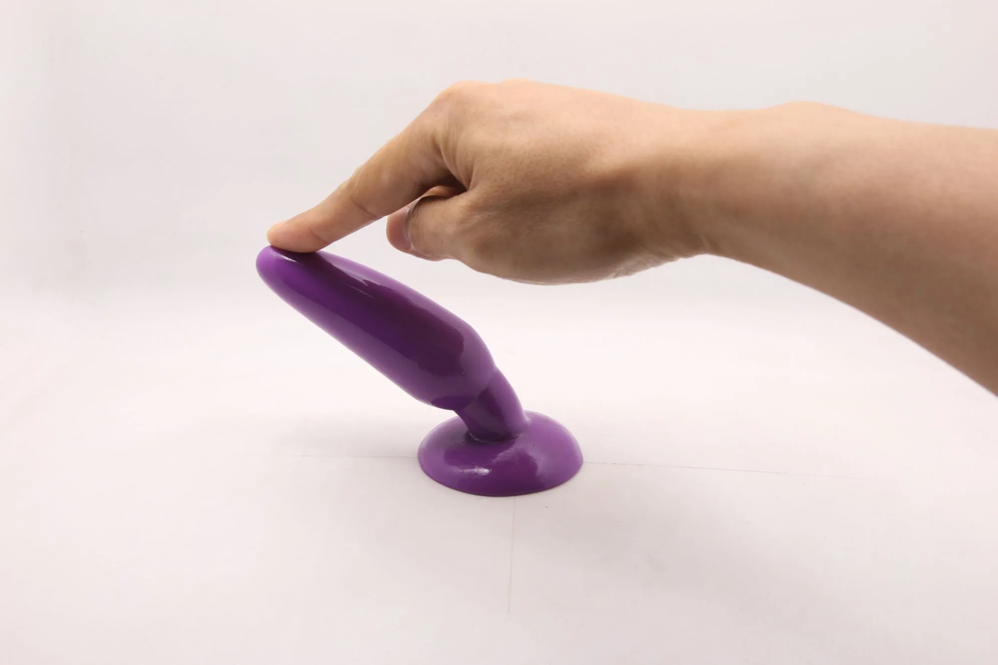 анальная пробка с присоской 3,7 см purple bi-017001r в Москве