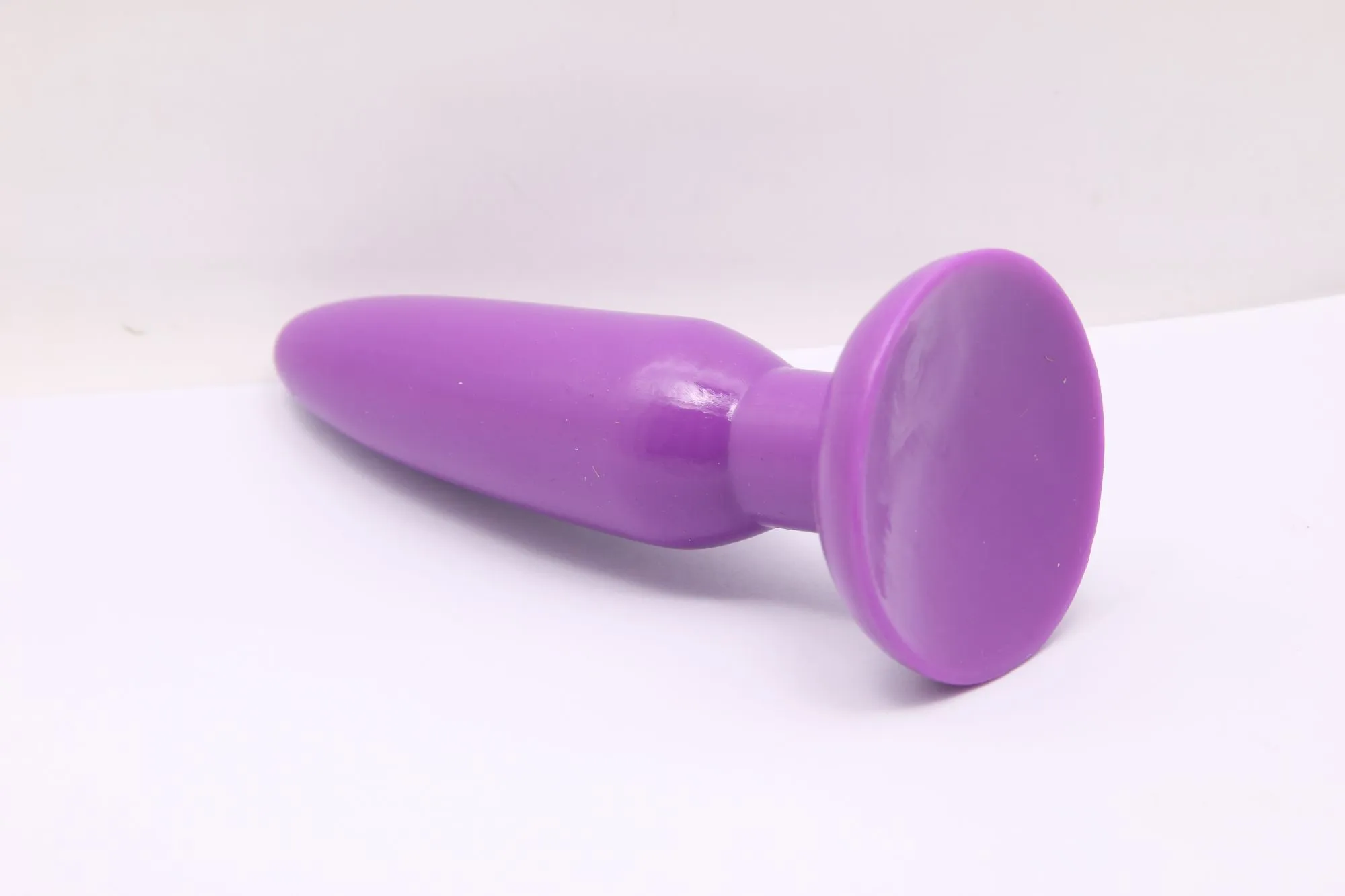 анальная пробка с присоской 3,7 см purple bi-017001r в Москве