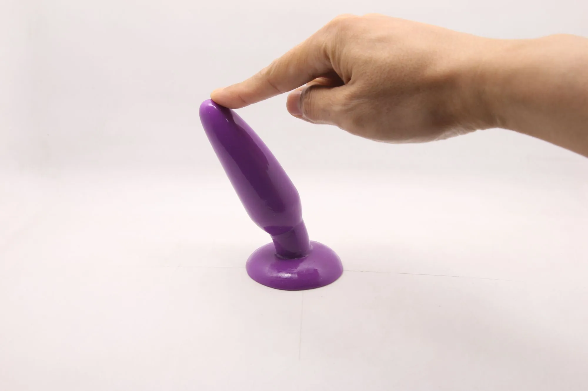 анальная пробка с присоской 3,7 см purple bi-017001r в Москве