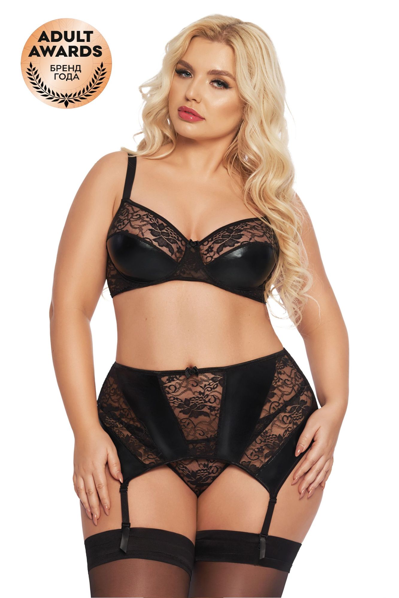 Эротическое комплект открытый softline collection joana (бюстгальтер,пояс с пажами,стринги), черный, xxxl в Москве